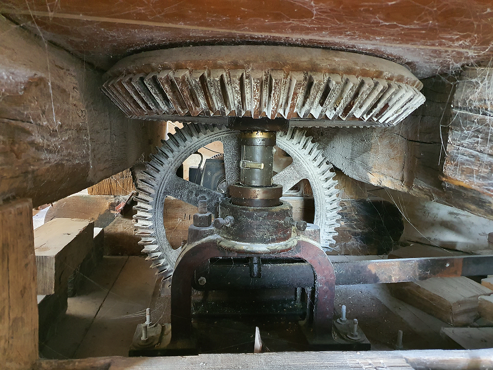 Motor 300924546.0001.99, SEW elektromotoren, Pieter Zuijkerbuijk (26-10-2019) | Database Nederlandse molens