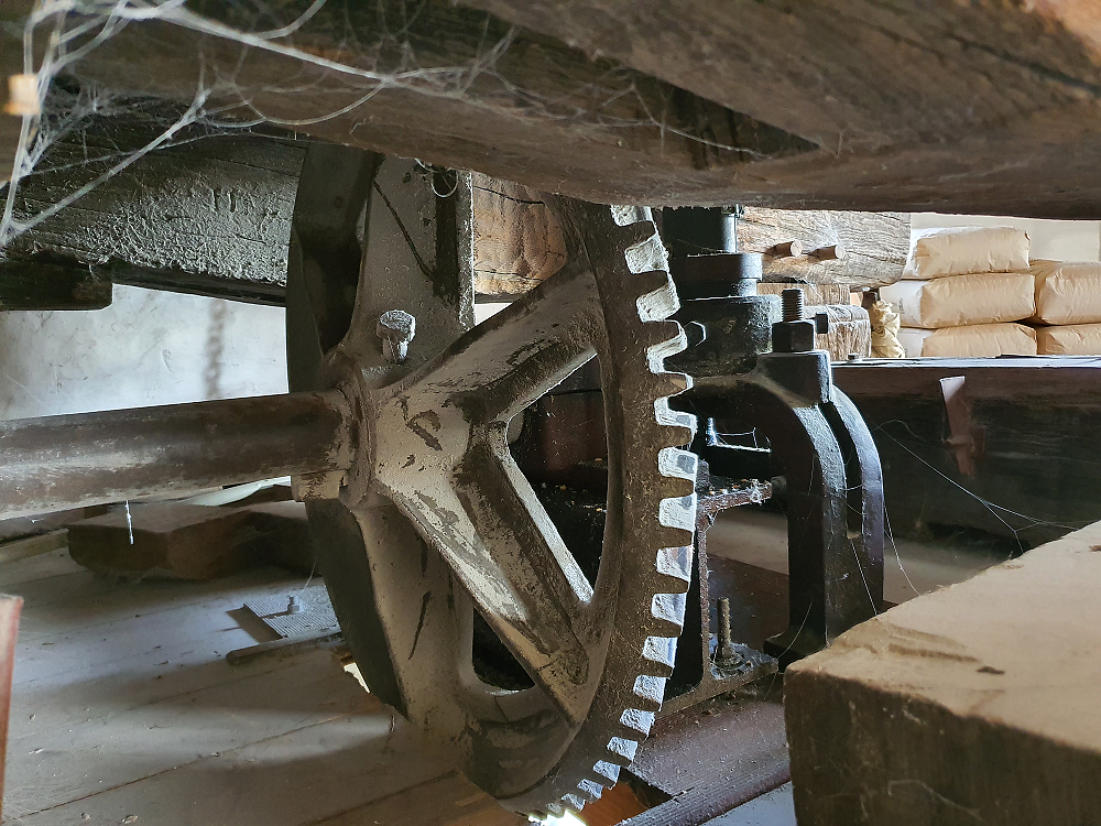 3, Motor 300924546.0001.99, SEW elektromotoren, Pieter Zuijkerbuijk (26-10-2019) | Database Nederlandse molens