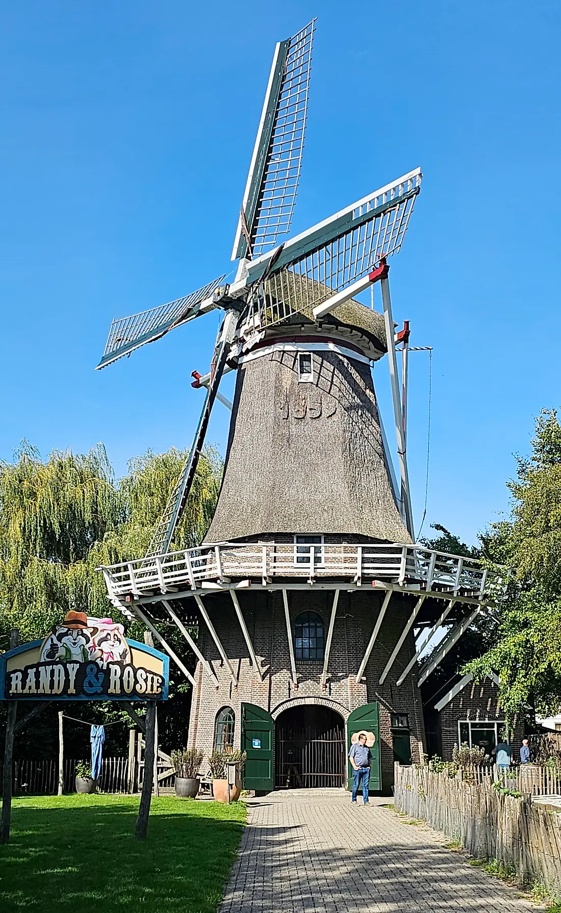 Molen 02703 De Pionier (Slagharen), C.H. de Jongh (24-9-2023)&nbsp; | Database Nederlandse molens
